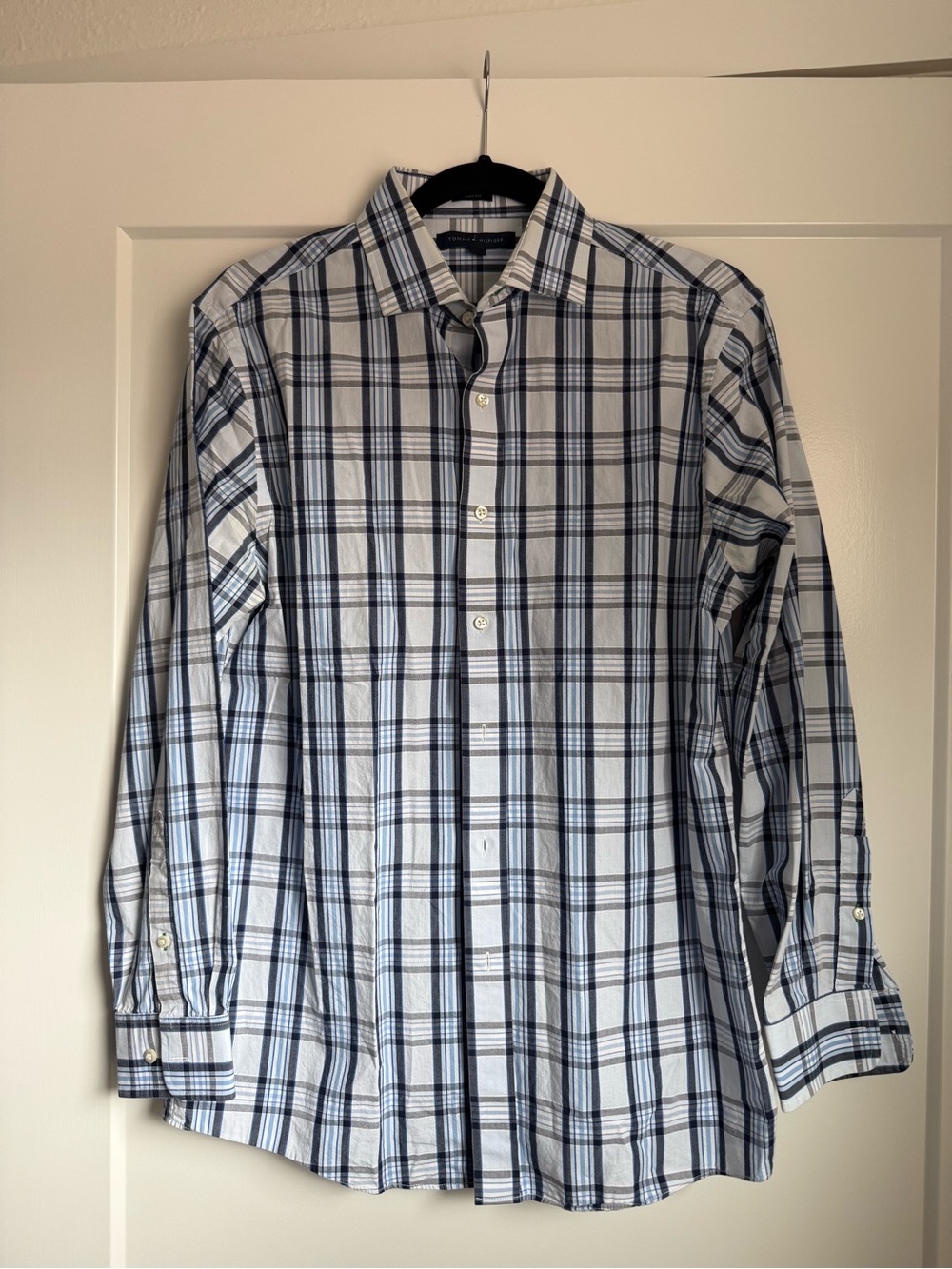 Tommy Hilfiger Men's Slim Fit Plaid Button-Down Shirt